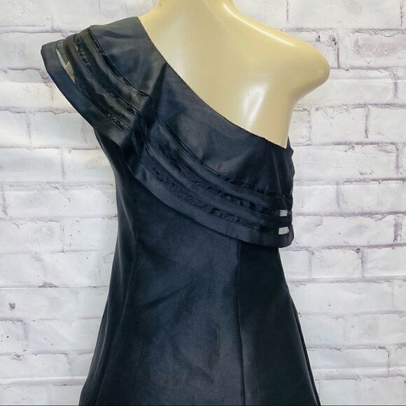 ADRIANNA PAPELL ONE SHOULDER  MIDI DRESS size 0 - Picture 5 of 13